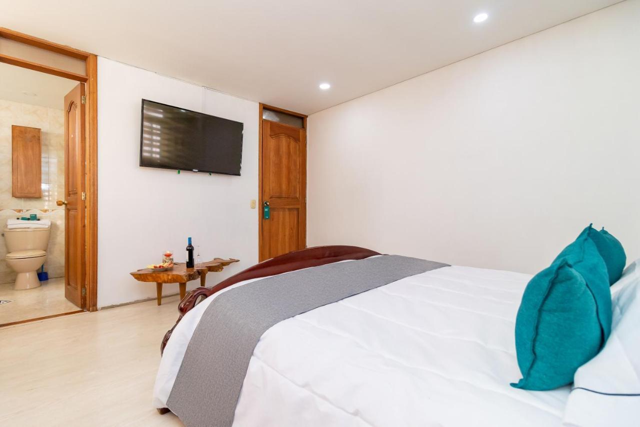 Ayenda Dorado Boutique Hotel Bogota Exterior photo